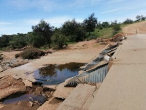 construction, renovation walls and ceilings outdoors