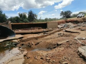 construction, renovation walls and ceilings outdoors