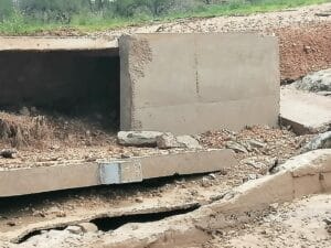 construction, renovation walls and ceilings outdoors