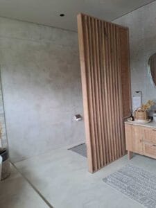 construction, renovation walls and ceilings outdoors