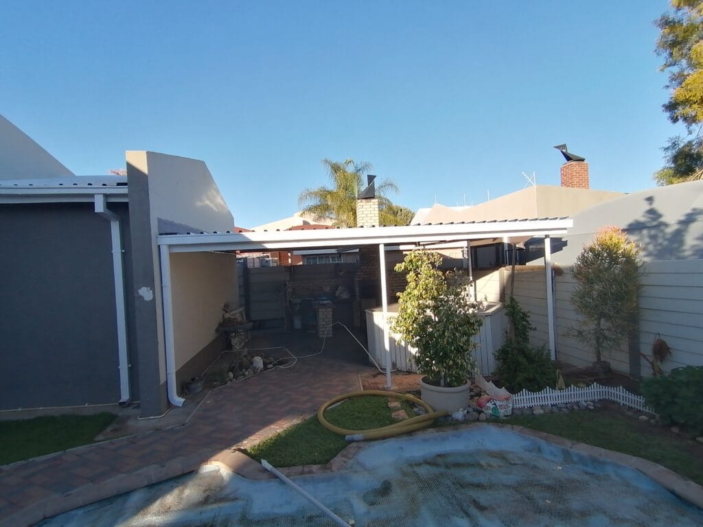 construction, renovation walls and ceilings outdoors